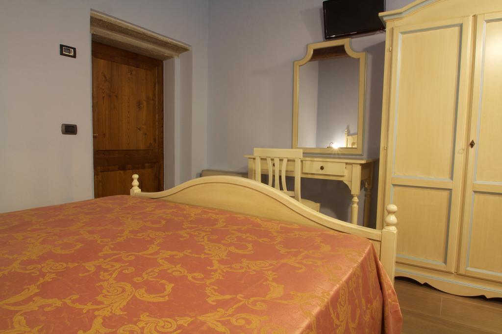 Relais La Leopolda Hotel Abbadia di Montepulciano Kültér fotó