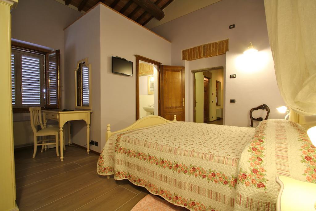 Relais La Leopolda Hotel Abbadia di Montepulciano Szoba fotó